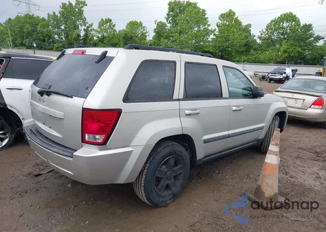 2007 Jeep Grand Cherokee Laredo z USA, uszkodzony, nr VIN 1J8GR48KX7C521617